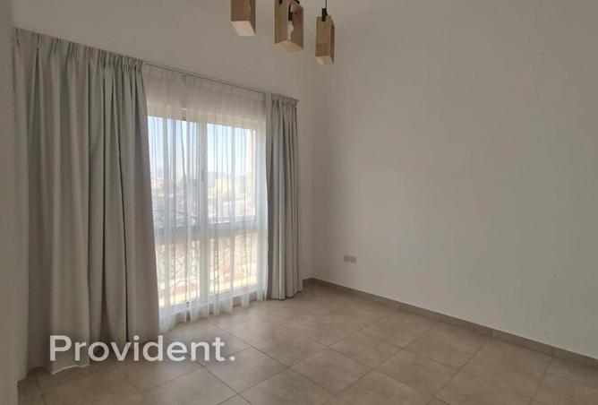 80702952 - Property Image 2