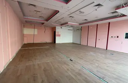 Shop - Studio - 1 Bathroom for rent in Al Karama - Bur Dubai - Dubai