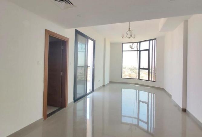 Emerald Avenue شقة 3 غرف مع شرفة