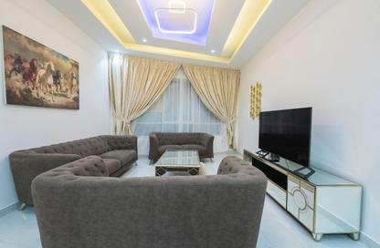Apartment - 2 Bedrooms - 3 Bathrooms for sale in Beach Tower 1 - Al Khan Lagoon - Al Khan - Sharjah Apartment - 2 Bedrooms - 3 Bathrooms for sale in Beach Tower 1 - Al Khan Lagoon - Al Khan - Sharjah