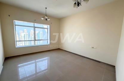 Apartment - 1 - 2 for rent in Lake City Tower - JLT Cluster D - Jumeirah Lake Towers - Dubai
