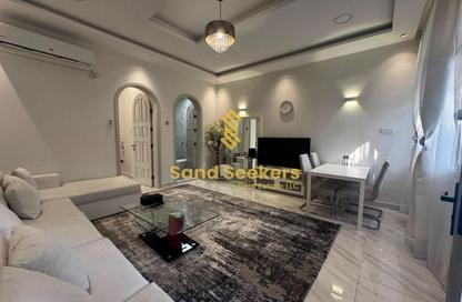Villa - 3 Bedrooms - 4 Bathrooms for rent in Al Manhal - Abu Dhabi