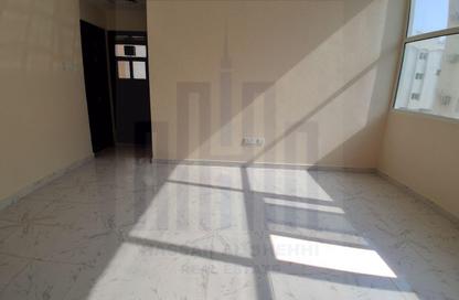 Apartment - 1 - 1 for rent in Fire Station Road - Muwaileh - Sharjah