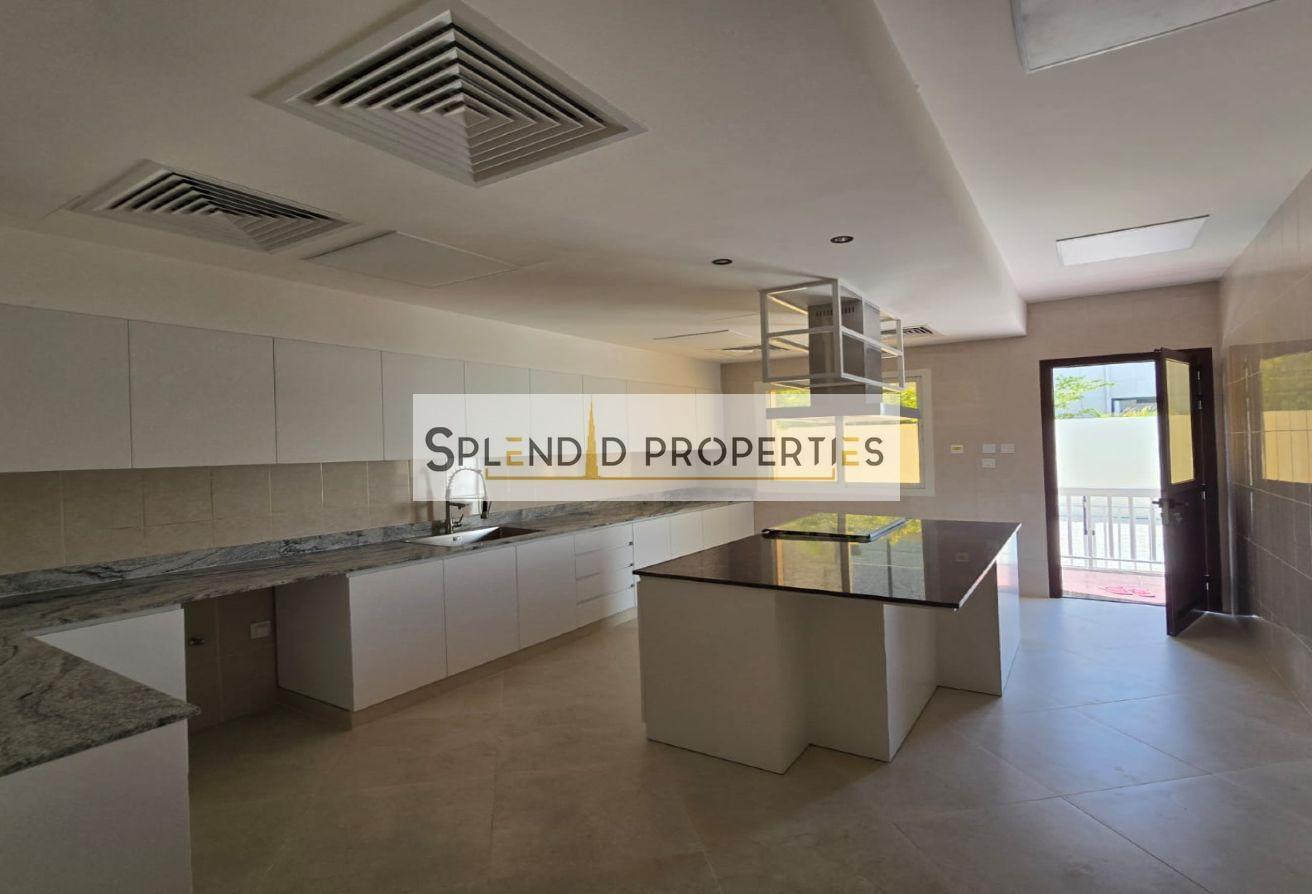 Independent Brand New Modern 4BR Villa|With Pool photo 18