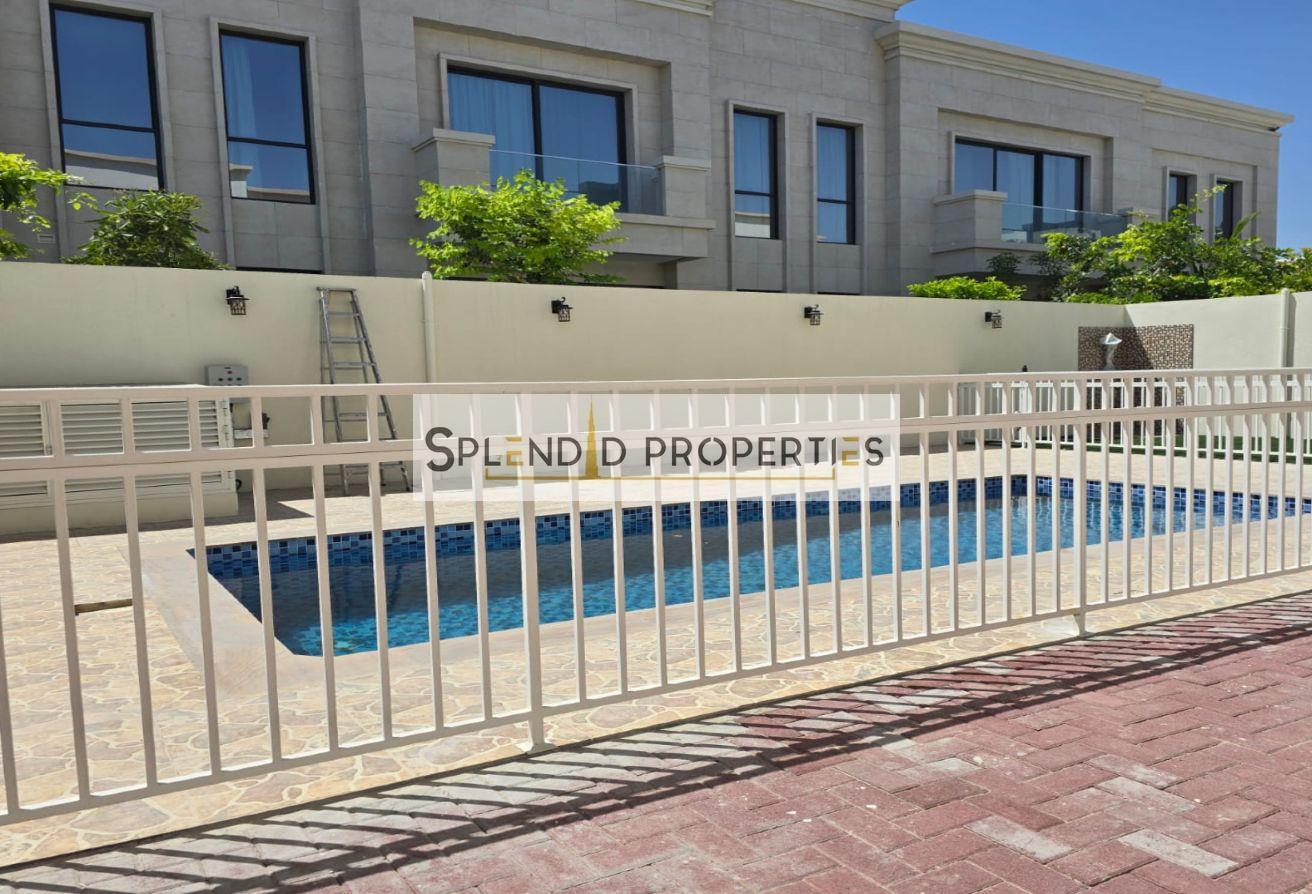 Independent Brand New Modern 4BR Villa|With Pool photo 4