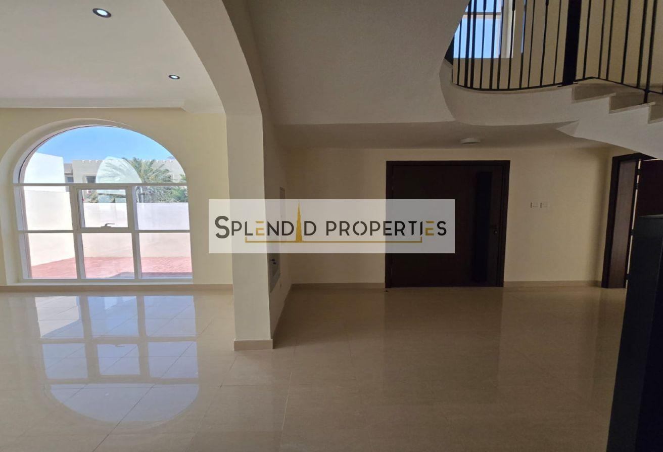Independent Brand New Modern 4BR Villa|With Pool photo 11