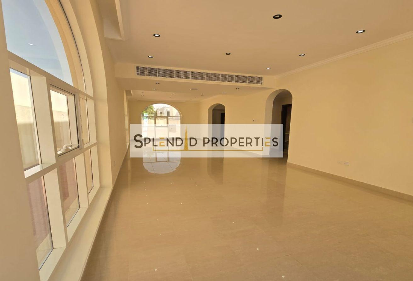 Independent Brand New Modern 4BR Villa|With Pool photo 8