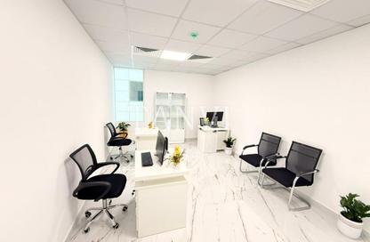 Co-working space - Studio - 1 for rent in Fatima Mohammad Ahmad Bin Suleiman Building - Al Raffa - Bur Dubai - Dubai