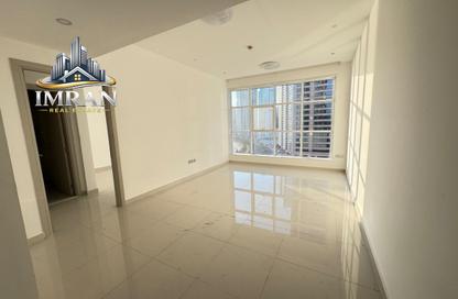 Apartment - 1 Bedroom - 2 Bathrooms for rent in Al Khan Corniche - Al Khan - Sharjah Apartment - 1 Bedroom - 2 Bathrooms for rent in Al Khan Corniche - Al Khan - Sharjah