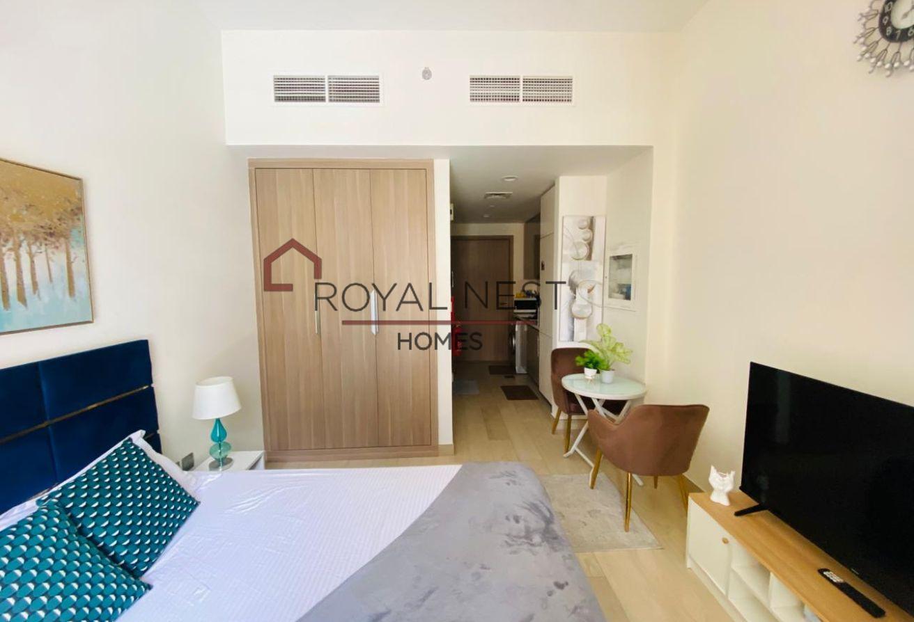 Furnished Studio | 4 CHQ's | Multiple Options photo 5