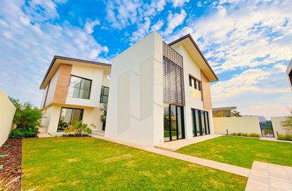 Villa - 4 - 6 for sale in Saadiyat Lagoons - Saadiyat Island - Abu Dhabi