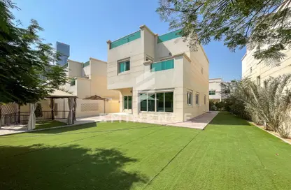 Villa - 4 Bedrooms - 6 Bathrooms for sale in Circle Villas - Jumeirah Village Circle - Dubai