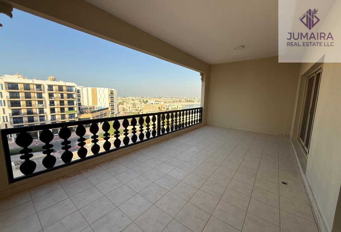 Spacious 2BR | Marina & Casino View