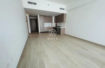 Apartment - 1 Bedroom - 1 Bathroom for rent in Azizi Riviera Beachfront Tower B - Azizi Riviera Beachfront - AZIZI Riviera - Meydan One - Meydan - Dubai