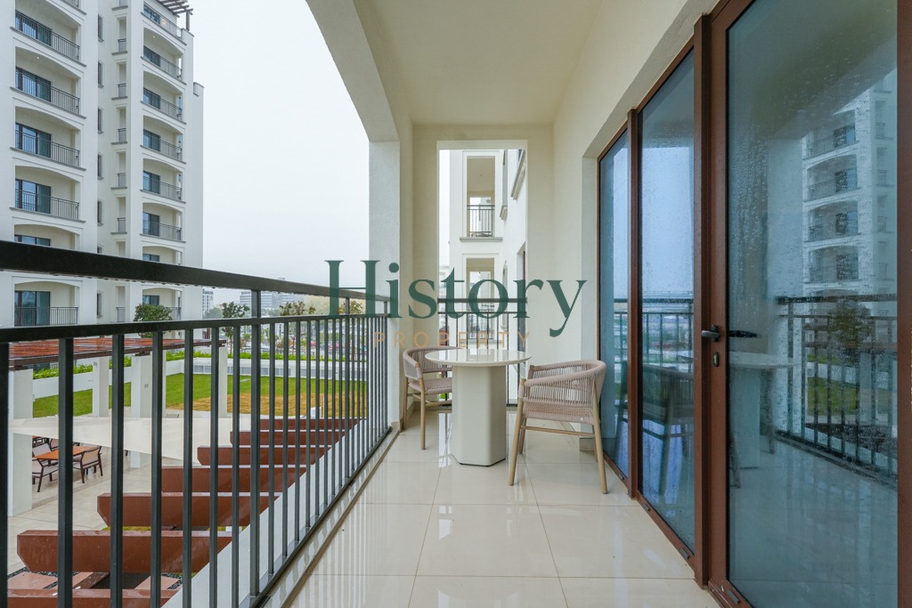Ready to move | Brand New | Fully Furnished