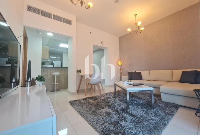 Fully Furnished | Marina Views | Spacious photo 2