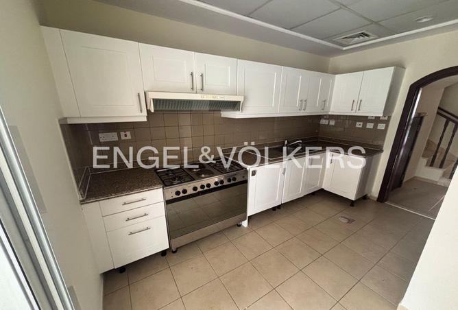 76983130 - Property Image 2