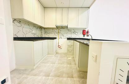 Apartment - 1 Bedroom - 2 Bathrooms for rent in Marah Building - International City Phase 2 - Al Warsan 4 - Al Warsan - Dubai Apartment - 1 Bedroom - 2 Bathrooms for rent in Marah Building - International City Phase 2 - Al Warsan 4 - Al Warsan - Dubai