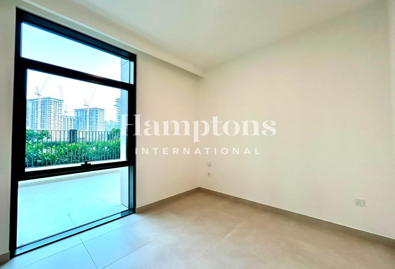 Bigger Layout | Direct Pool Access | Vacant photo 11