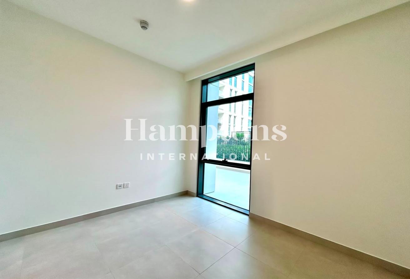 Bigger Layout | Direct Pool Access | Vacant photo 13