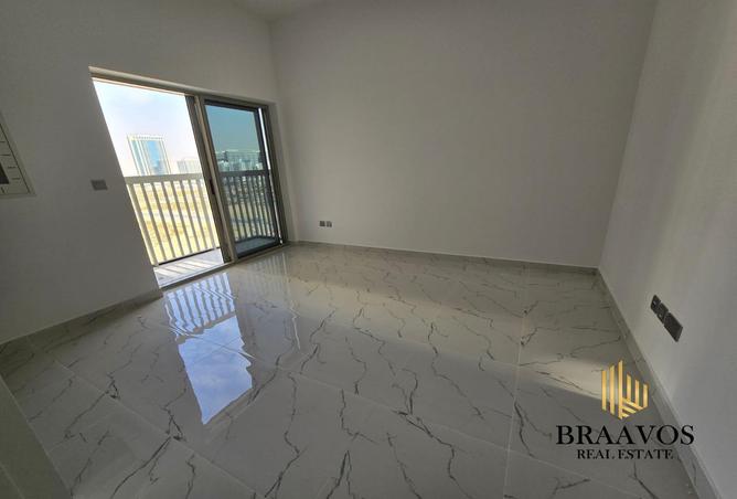 73853431 - صورة العقار 2