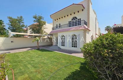 Villa - 4 Bedrooms - 5 Bathrooms for rent in Umm Suqeim 2 Villas - Umm Suqeim 2 - Umm Suqeim - Dubai