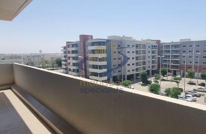 Apartment - 3 - 4 for rent in Tower 21 - Al Reef Downtown - Al Reef - Abu Dhabi Apartment - 3 - 4 for rent in Tower 21 - Al Reef Downtown - Al Reef - Abu Dhabi