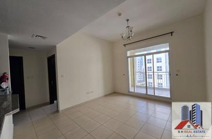 Apartment - 1 Bedroom - 2 Bathrooms for rent in Farah Tower 2 - Queue Point - Liwan - Dubai
