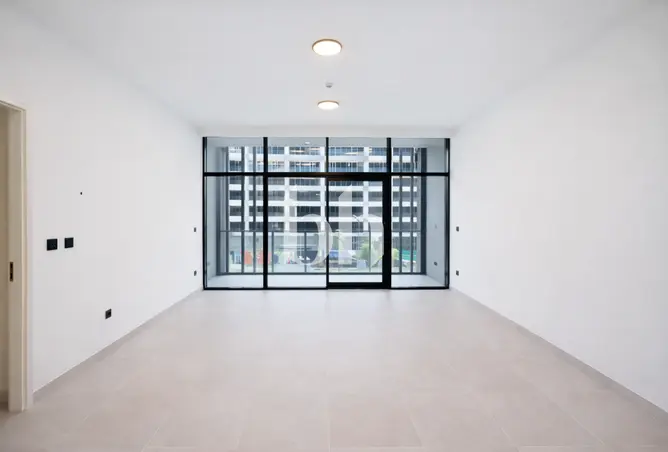 156915432 - Property Image 3
