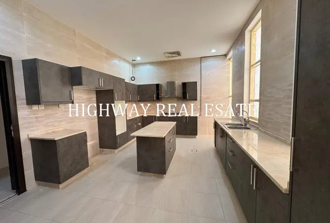 164534227 - Property Image 3