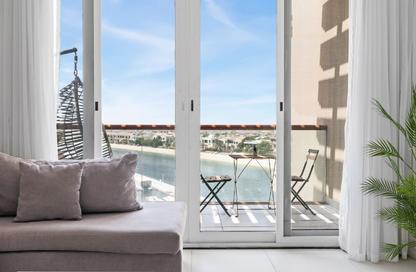 Apartment - Studio - 1 for rent in Palm Views West - Palm Views - Palm Jumeirah - Dubai