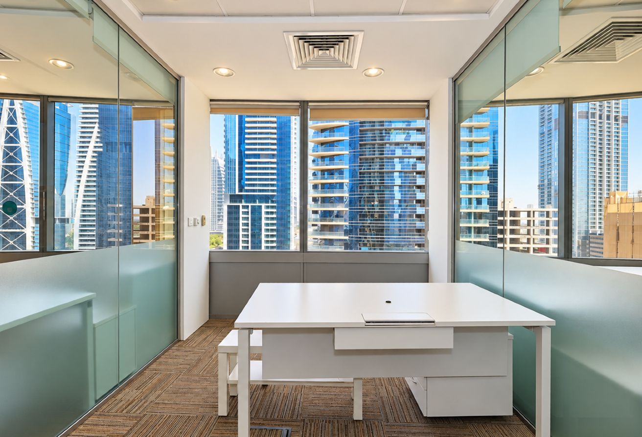 Vacant | Spacious Layout | Near DMCC Metro
