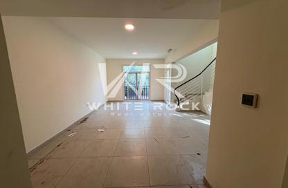 Townhouse - 2 Bedrooms - 3 Bathrooms for rent in Breeze Community - Al Ghadeer - Abu Dhabi
