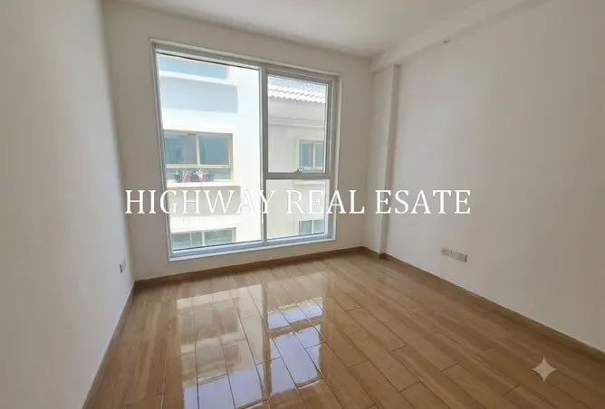 146460300 - Property Image 3