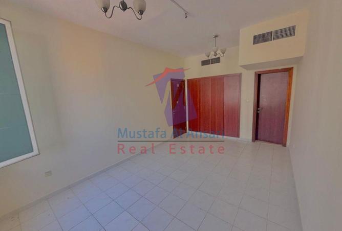 Large 1-Bedroom Apartment for Rent –Italy Cluster