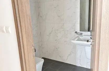 Apartment - 1 Bedroom - 2 Bathrooms for rent in Serenity Lakes 5 - District 10 - Jumeirah Village Circle - Dubai