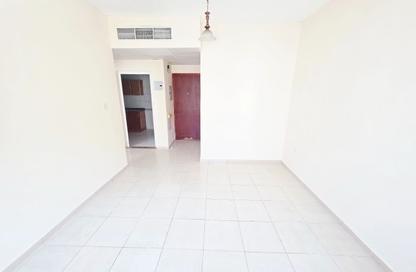 Apartment - 1 - 1 for rent in Fire Station Road - Muwaileh - Sharjah