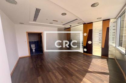 Office Space - Studio - 2 for rent in Gold Tower (Au Tower) - JLT Cluster I - Jumeirah Lake Towers - Dubai