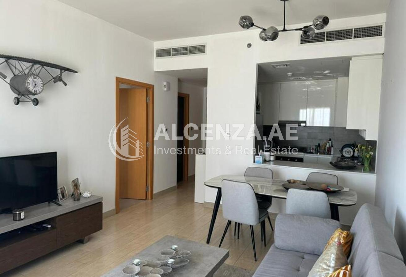 FURNISHED | SPACIOUS | COMMUNITY VIEW photo 7