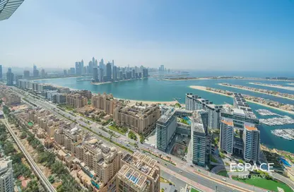 Apartment - Studio - 1 Bathroom for rent in The Palm Tower - Palm Jumeirah - Dubai