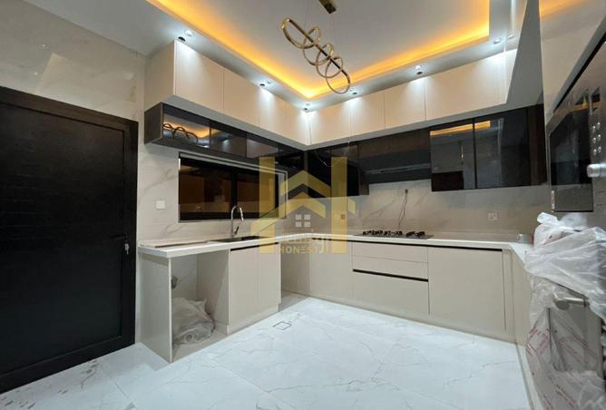 127933058 - Property Image 3