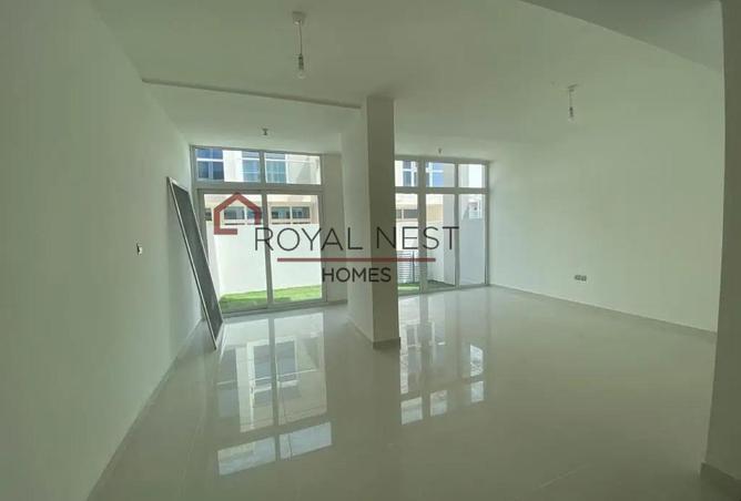 99120770 - Property Main Image