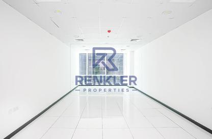 Office Space - Studio - 1 Bathroom for rent in Tamani Art Tower - Business Bay - Dubai