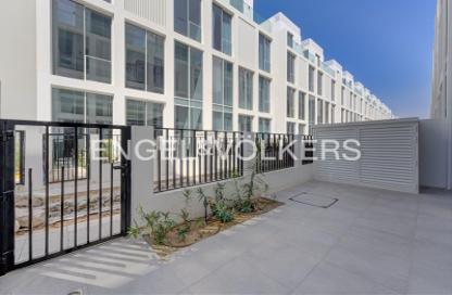 Townhouse - 4 Bedrooms - 5 Bathrooms for sale in Ixora - Al Barari - Dubai