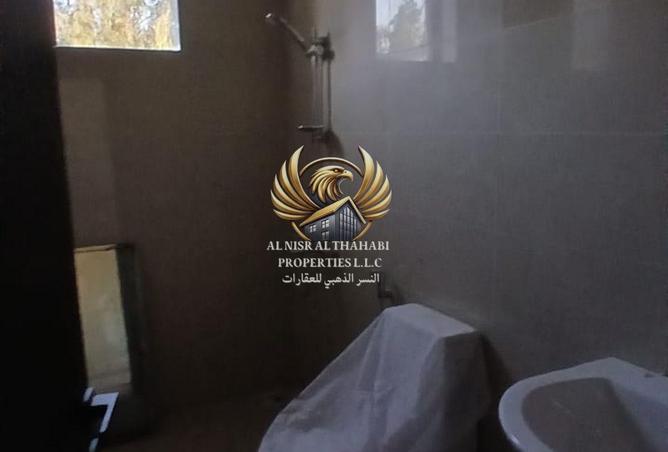 54960903 - صورة العقار 3