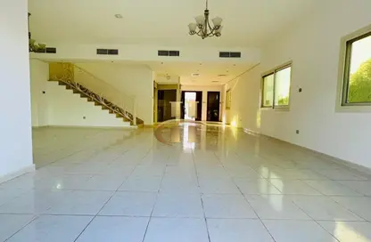 Apartment - 4 Bedrooms - 5 Bathrooms for rent in Circle Villas - Jumeirah Village Circle - Dubai