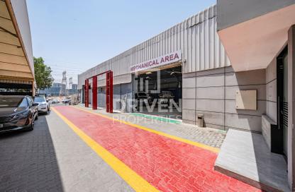 Warehouse - Studio - 7+ Bathrooms for rent in Al Quoz Industrial Area 4 - Al Quoz Industrial Area - Al Quoz - Dubai