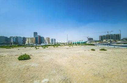 Land - Studio for sale in Dubai Land Residence Complex - Dubai