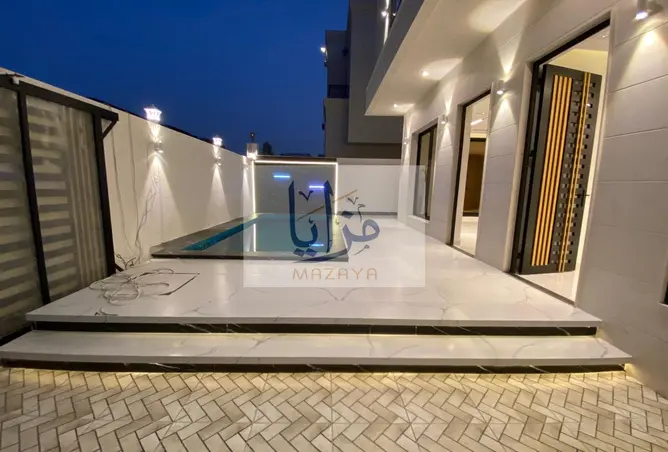 155584388 - Property Image 3