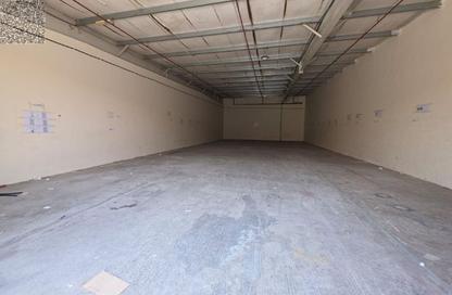 Warehouse - Studio for rent in Ali Mousa Building - Al Sajaa Industrial - Al Sajaa - Sharjah